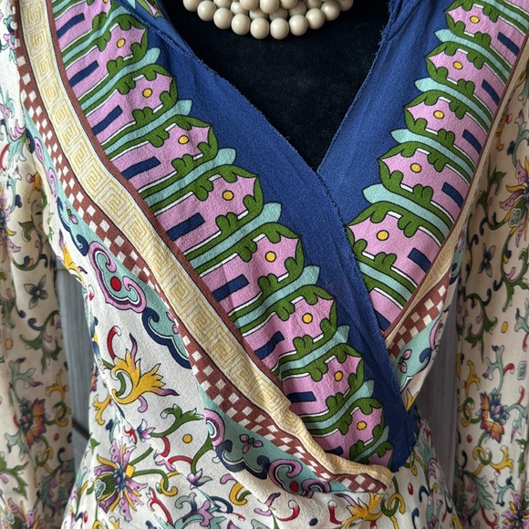 Stunning 100% silk Nicole Miller studio hooded blouse/cover up excellent vintage - Picture 3 of 10